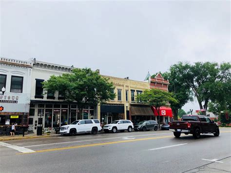 Downtown Howell Michigan Paul Chandler July 2018 Downtown