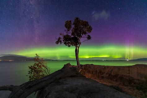 Photographer Captures Stunning Image Of Aurora Australis Australian Geographic