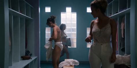 Alison Brie Betty Gilpin Etc Nude And Sexy Glow 2017
