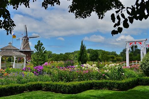 Enjoy Dutch Experiences In Holland Michigan