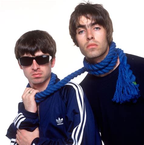 Liam gallagher glastonbury 1994 damn, i wanna go to glastonbury. As you were! Liam Gallagher proves his critics wrong as ...