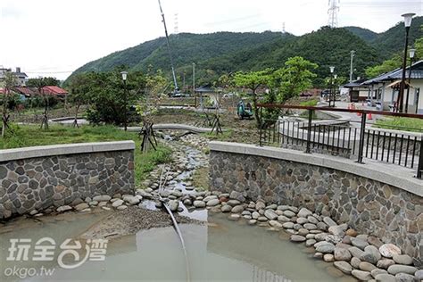 請選擇 基隆 台北 新北 桃園 新竹 苗栗 台中 彰化 南投 雲林 嘉義 台南 高雄 屏東 宜蘭 花蓮 台東. 四重溪招待所 屏東景點 玩全台灣旅遊網