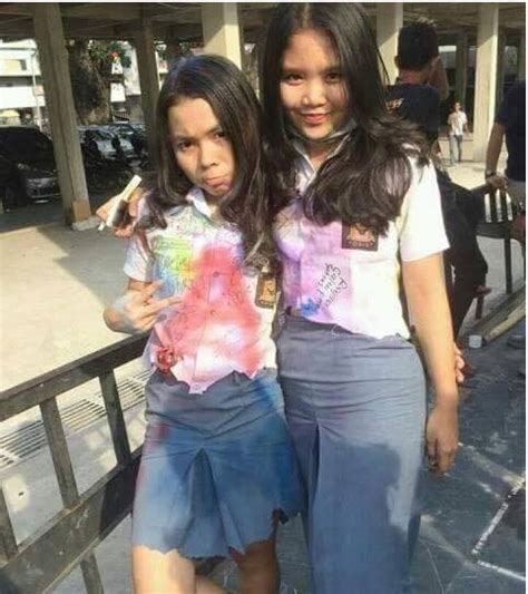 Ampun Begini Gaya Corat Coret Baju Seragam Anak Sma Zaman Sekarang