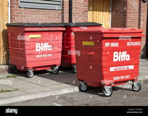 Large Recycle Bin Biffa Commercial Waste Recycling Stock Photo Alamy