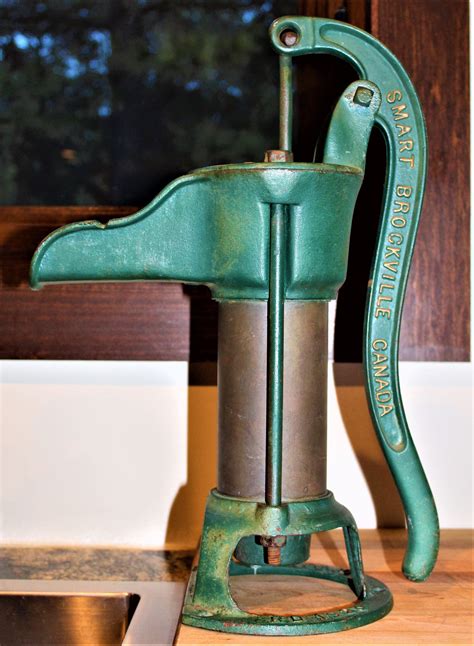 Antique 1920s Kitchen Water Pump Smart No 21 Blue Bird Pump