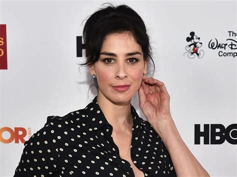 Sarah Silverman Apologises After Saying She Gave Louis