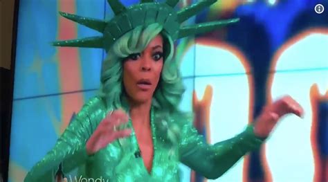 Watch Wendy Williams Faints On Live Tv Iheart