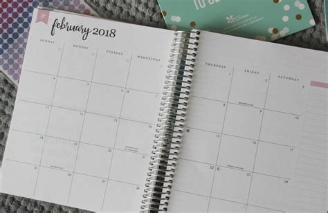 2018 Monthly Planner Book Operfsystem