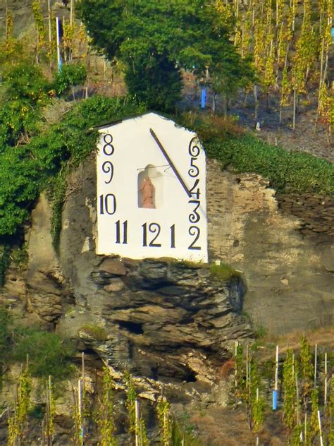 Maybe you would like to learn more about one of these? Deutschland, Rheinland-Pfalz, Wehlen an der Mosel. Die ...