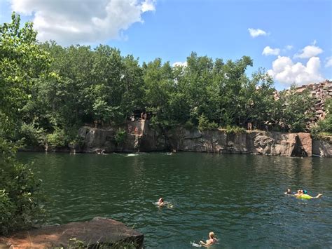 This Secluded Quarry In Minnesota Might Be Your New Favorite Swimming Spot