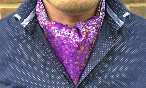 Woven Silk Collection Cravat Club