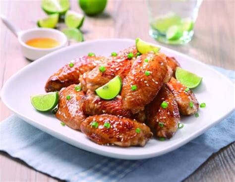 Fried or baked, with on prepared baking sheet pan, spread chicken wings out in one even layer (we don't coat our wings. Pan Fried Chicken Wings With Honey And Lime | Recipes ...