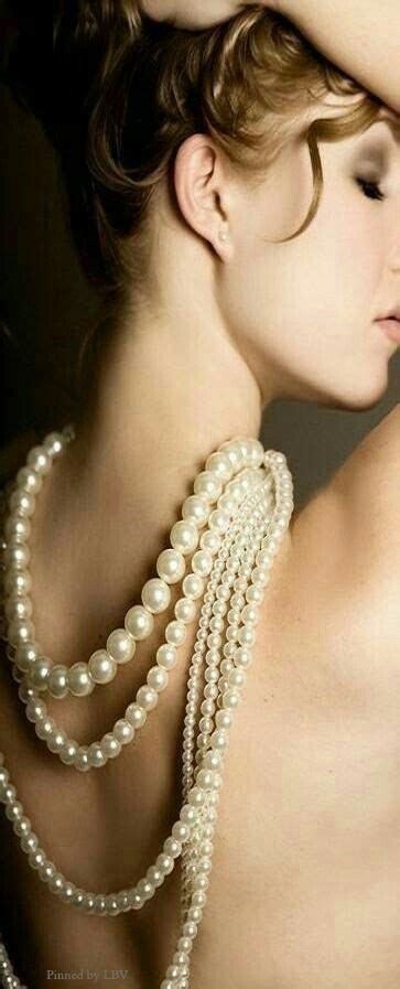 Pin By Diane Gaul On Diamonds And Pearls Pearls Necklace Pearl Necklace
