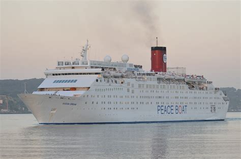 Ships And The Sea Blogue Dos Navios E Do Mar Peace Boats Ocean Dream