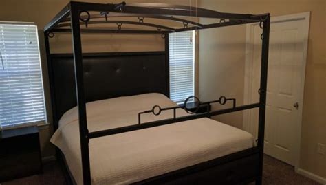 Customizable Bondage Bed Wupholstered Head And Footboard Products Seen