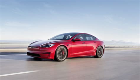 Tesla Entschuldigt Sich Für Lange Wartezeiten Auf Neues Model S Nennt
