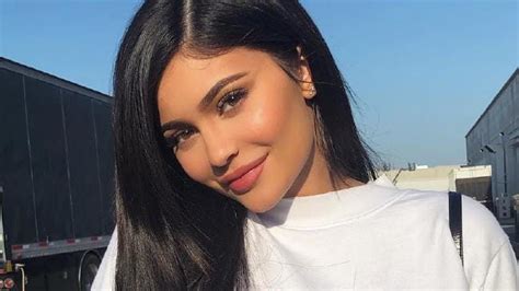 Jul 24, 2021 · kylie jenner shows off curves in gold string bikini: Here's how much Kylie Jenner charges per Instagram post!