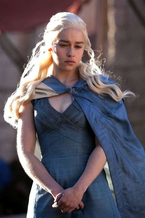 Fashion And Costumes Emilia Clarke Danerys Targaryen Daenerys Targaryen