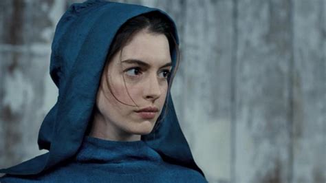 anne hathaway award les miserables nude naked pussy slip celebrity