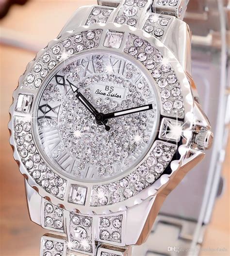 2017 Fashion Diamond Quartz Watch For Women Fashion Jewelry Ts