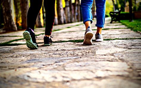 Walking A Mile A Day Heres What To Expect From A 1 Mile Daily Walk