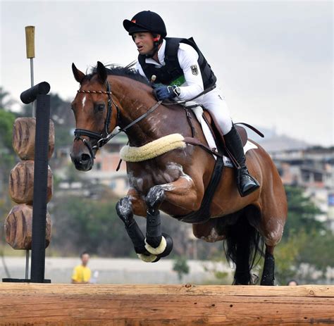 1 day ago · sostmeier: Olympia-Skandal: ARD-Kommentator Carsten Sostmeier bringt ...