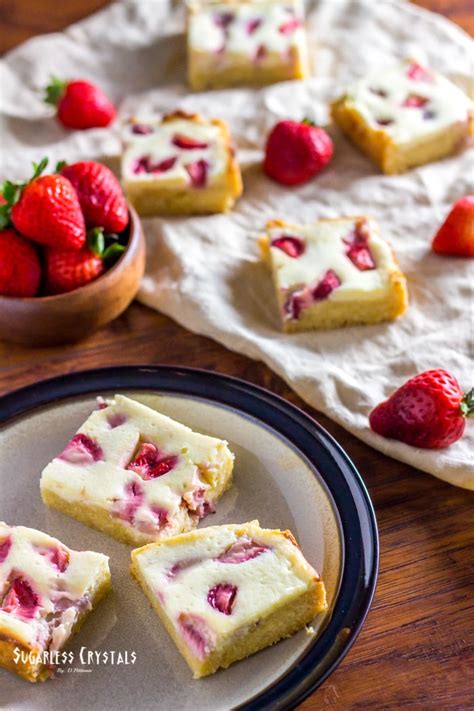 Saturated fat 1.1 g 5 %. Chewy White Chocolate Berry Cheesecake Keto Blondies (Low ...