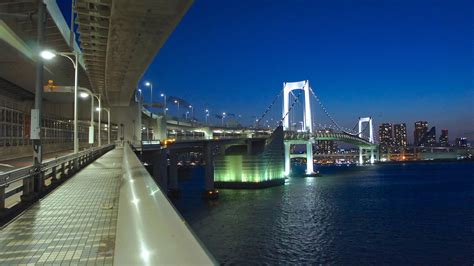 Access Odaiba By Walking Across The Rainbow Bridge Experience Tokyo