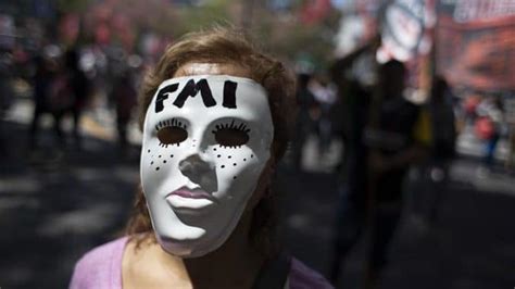 Organizaciones Sociales Y Políticas Se Movilizan En Argentina Contra El