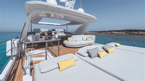 Discover azimut grande 27 metri on the azimut yachts official website. Azimut Grande 27 METRI • Azimut Yachts