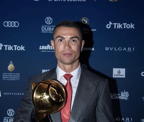 Cristiano ronaldo's net worth is $500 million. Cristiano Ronaldo Sebut 2020 Tahun yang Berat: Mari ...