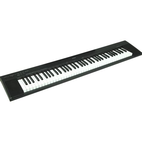 Yamaha Np30 76 Key Mid Level Piaggero Ultra Portable Digital Piano