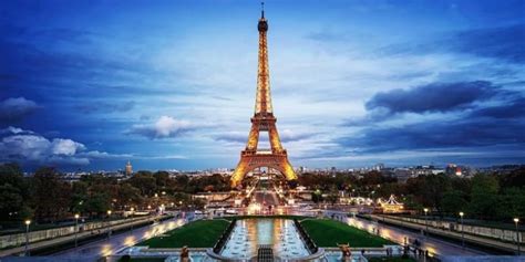 Top 10 Things To Do Around The Eiffel Tower Discover Walks Paris