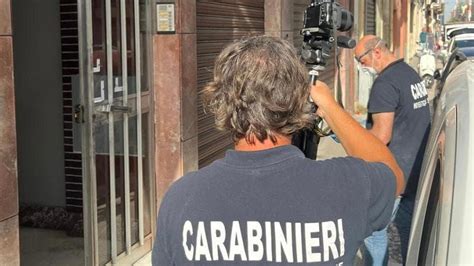 Omicidio Giovanni Colaianni A Bari Secondo Arresto Il 43enne Ucciso Nel Portone Di Casa In
