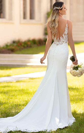 This style is appropriate for most wedding venues and themes, from small. Stella York - Award Winning Designer Wedding Dresses