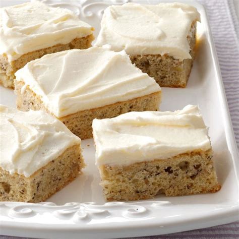 For the best flavor in this banana cake, select bananas that are be beginning to turn brown and soft to the touch.this recipe uses 1 cup of mashed banana which translates to about 3 small bananas. Banana Bars with Cream Cheese Frosting Recipe | Taste of Home