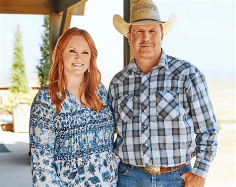 Behind the scenes of alex and mauricio's ranch wedding on the pioneer woman alton's maniacal baskets: 'The Pioneer Woman': The Drummonds have a rotating list of ...