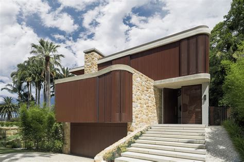 Sticks And Stones Home Luigi Rosselli Archdaily