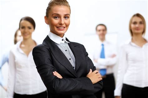 How To Be More Confident At Work Careerealism Workplace Good
