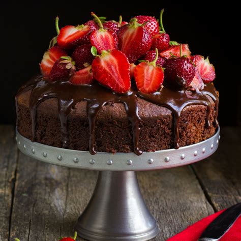 Visit your local the cheesecake shop to enjoy delicious cheesecakes, mudcakes, tortes, celebration cakes, gluten free cakes, desserts, custom cakes and more. Indulgent Chocolate Cake - SuperValu
