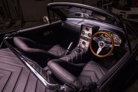 Give Your Miata Interior A Vintage Look Mazda Miata Mx 5 Roadster
