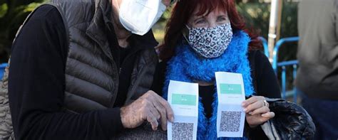 Viaggiare senza obblighi di quarantene. Covid, spiragli di ottimismo dal bollettino. Ecco come ...
