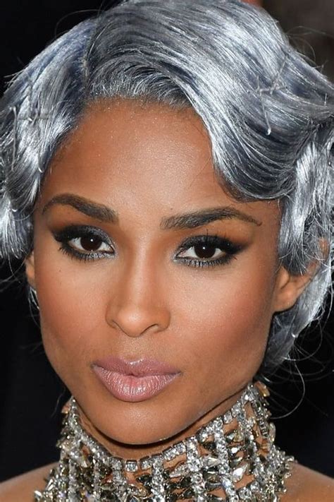 30 Celebrities With Gorgeous Gray Hairstyles What Woman Needs