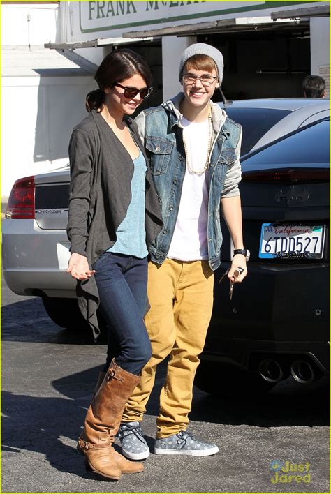 Selena Gomez And Justin Bieber Ihop Breakfast Photo 449155 Photo Gallery Just Jared Jr