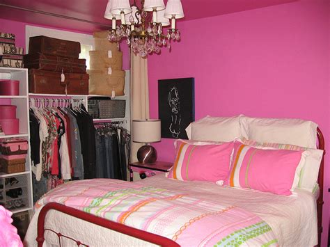 Its tone is muted, making it almost seem like a neutral paint color. Best Bedroom Paint Colour Ideas
