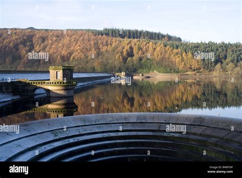 Ladybower Reservoir Overflow Dry And Frosty Conditions Derbyshire Peak