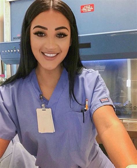 I Saw A Picture Just Like This And It Made Me Want To Get Into The Medical Field She Looks So