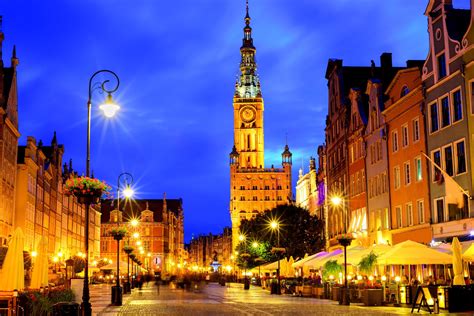 Download City Light Night House Street Poland Man Made Gdansk 4k Ultra