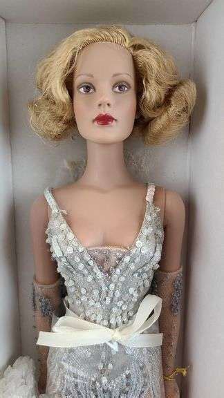 Chicago Roxie Doll Matthew Bullock Auctioneers