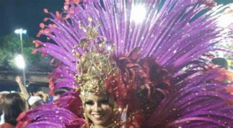 Renata Santos Faz Estreia Pelo Salgueiro E Comemora Retorno Ao Carnaval O Dia Na Folia O Dia